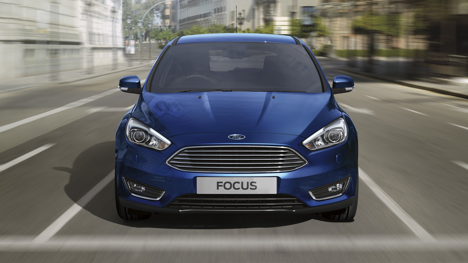 Ford Focus set forfra 