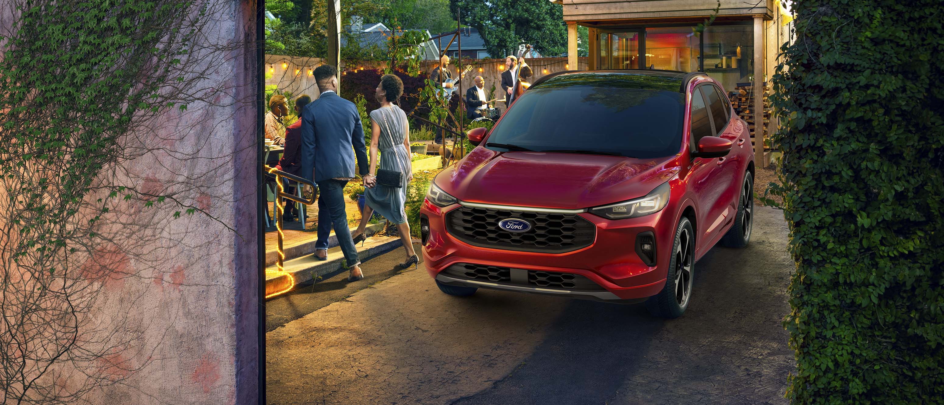 Kuga holder parkeret 