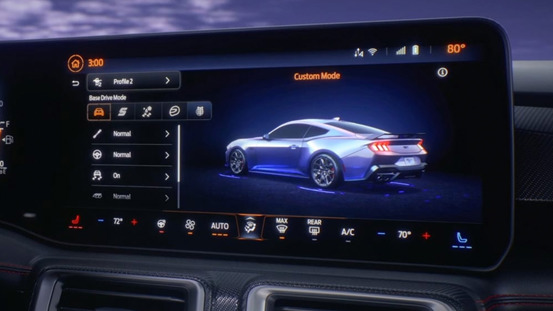 SYNC4, 13,2” touchskærm m. Connected Navigation