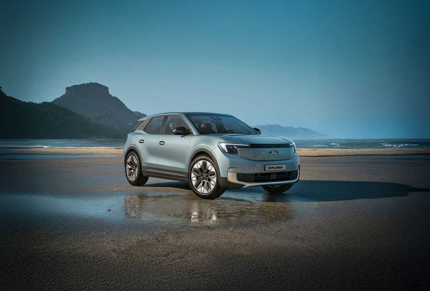 Ford Explorer set skråt forfra