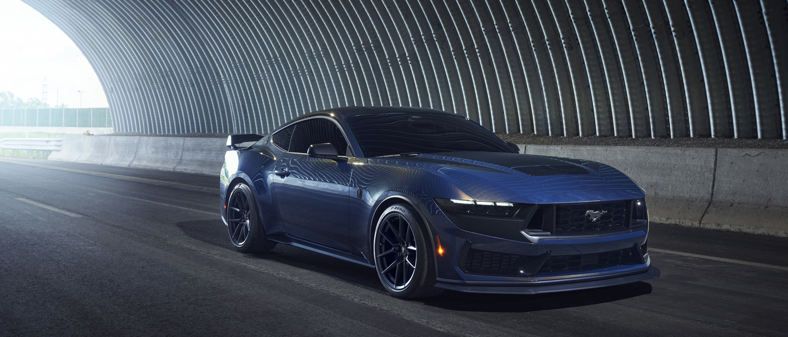 Mustang Dark Horse
