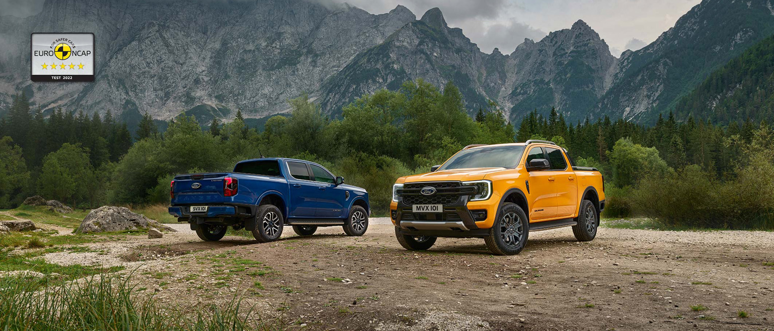 Ford Ranger i blå og orange