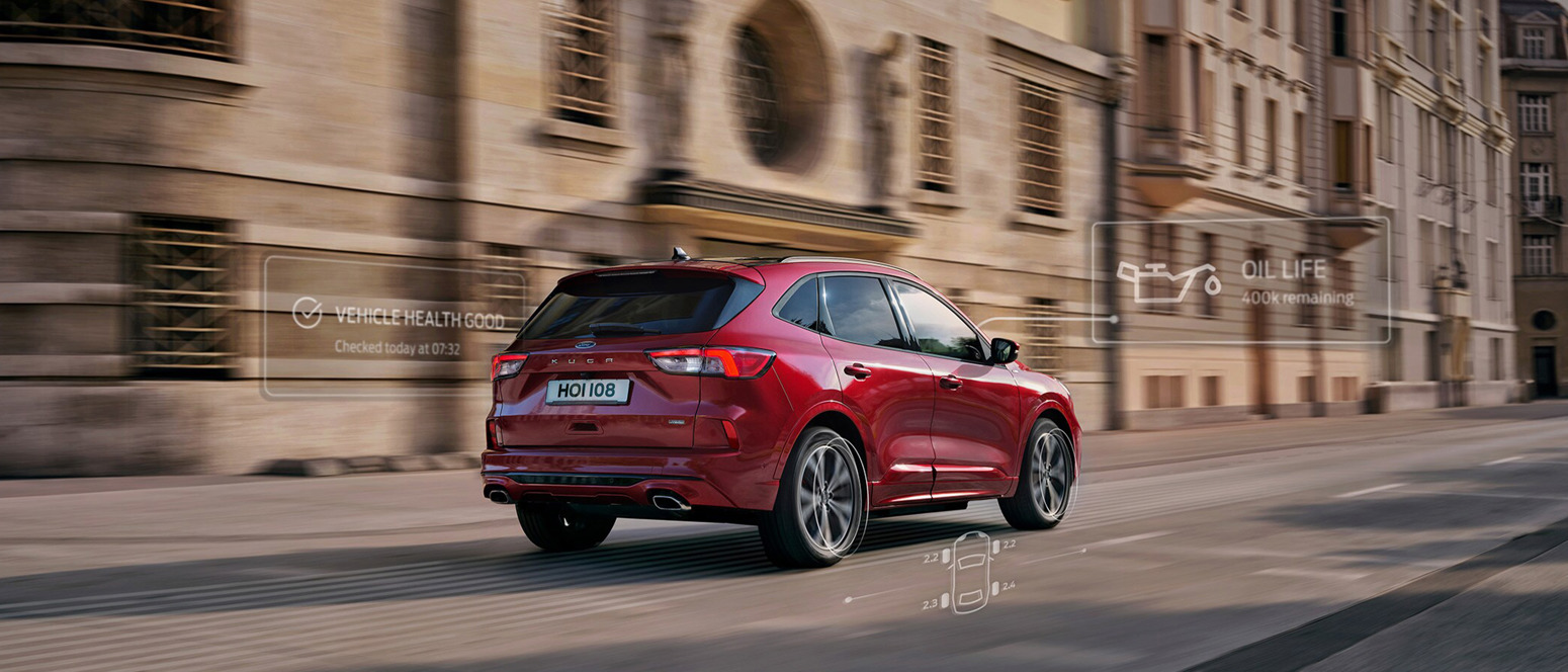 Ford Kuga viser oplysninger om bilen
